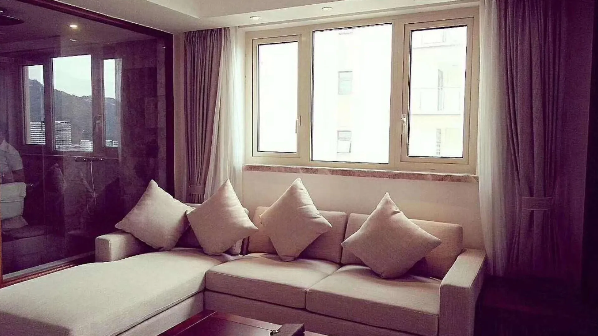 Sanya Baohong Shanghai Huating Boutique Hotel 4*,  China